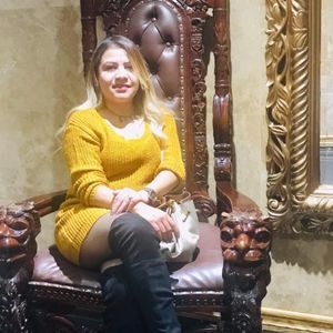 Meet your Posher, Camila